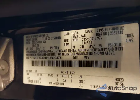 2017 Ford Escape Titanium z USA, uszkodzony, nr VIN 1FMCU9J94HUB99475